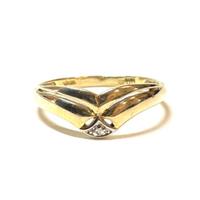 Anello in oro con diamante