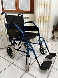 Carrozzina per disabili e deambulazione anziani