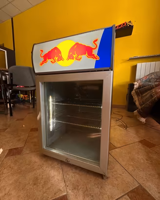 Frigorifero mini Redbull