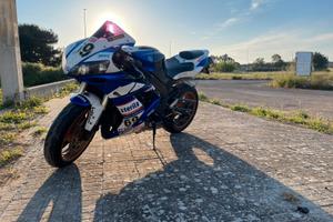 Yamaha R1