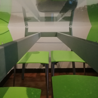 Tavolo in vetro moderno