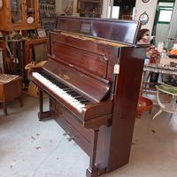 Pianoforte a parete Kemble London