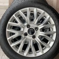 Cerchioni e pneumatici da neve per fiat 500