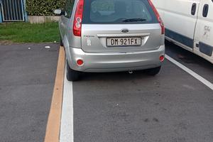  Ford Fiesta 2009 