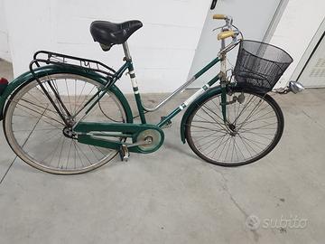 bicicletta  verde, ruote da D 26 pollici 