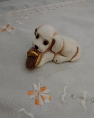 cane Thun con ciabatta 
