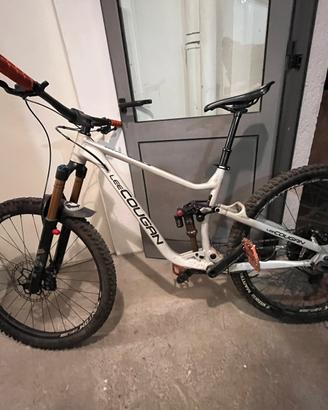 Bici Lee Cougan  quest team 29 da enduro