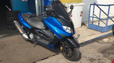 Yamaha tmax 500