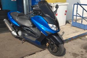 Yamaha tmax 500