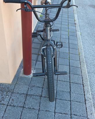 BMX Freestyle – Grigio Scuro – 4 Pegs