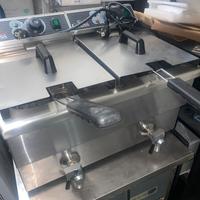 Modello: Friggitrice Hot Class FRG8+8R   Doppia va