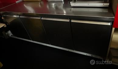 Tavolo frigo refrigerato