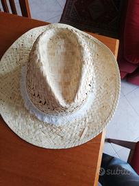Cappello donna misura 56 OVS