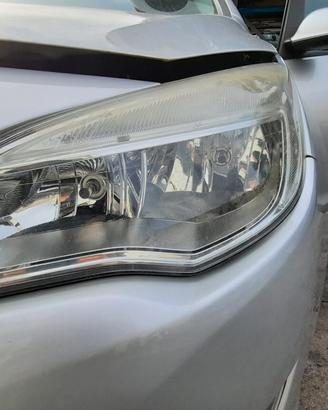 OPEL ASTRA 2013 - FARO ANTERIORE SINISTRO