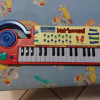 Pianola giocattolo