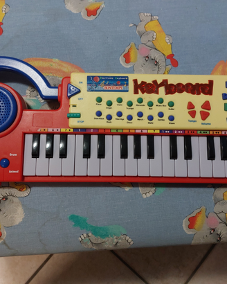 Pianola giocattolo