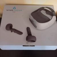 VR HTC  vive plus realtà virtuale 
