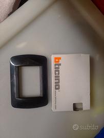 Bticino placca Living Light 3 e 4 posti