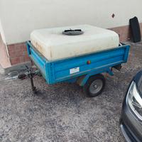 Carrello con botte
