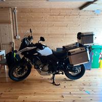 Suzuki VStrom 650 XT Explorer