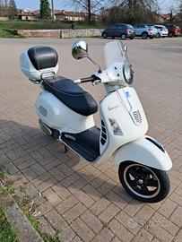 Piaggio vespa gts 300