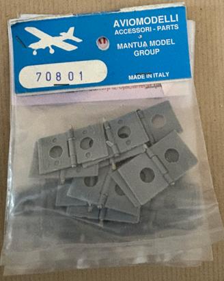 Cerniere per aviomodelli