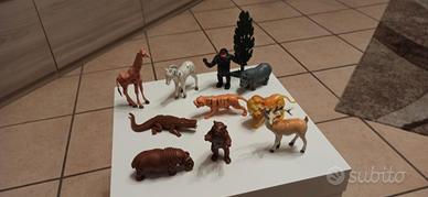 animaletti giocattolo in plastica 