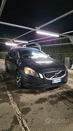 Volvo V60 r-Design 2.0 5cilindri Diesel 2011
