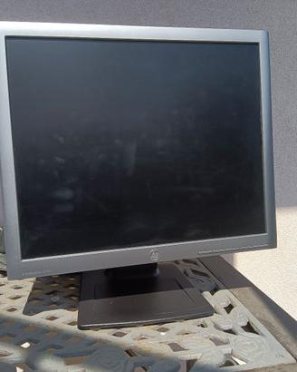 hp monitor e22 g4 21.5 inch ne ho molti 