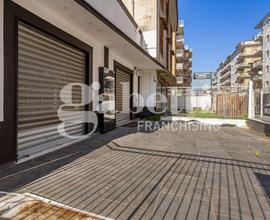 Negozio Mugnano di Napoli [MLF41ACG]