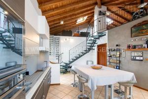 Appartamento di 90 m² con 3 locali a Ambivere