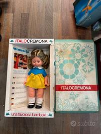 Bambola vintage anni 70 italocremona minuccia