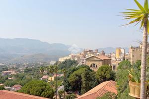 4 LOCALI A MONREALE
