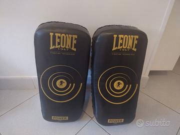 LEONE PAO POWER LINE MOD. GM420 - MUAY THAI KICKBO