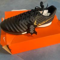 Scarpette da calcetto Nike numero 47