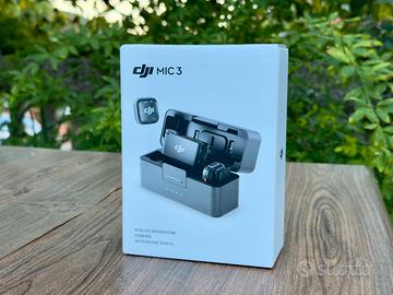 DJI Mic 3 (2 TX + 1 RX + Custodia di ricarica)