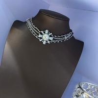 Collana Chanel Innocenza in argento