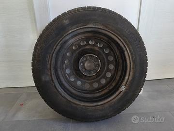PNEUMATICO CON CERCHIONE FIAT PUNTO EVO R15
