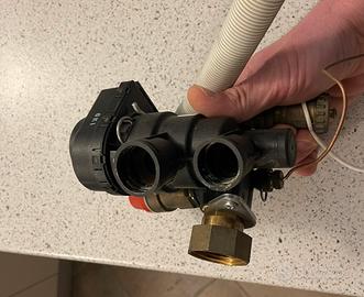 Valvola A Tre Vie Ricambio Caldaia