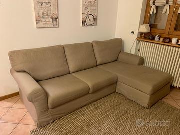 Divano a chaise longue