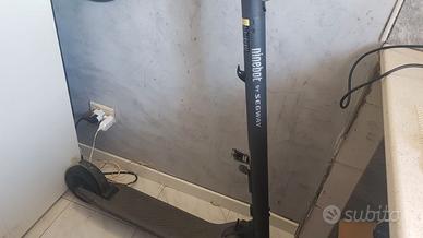 Monopattino segwei ninebot