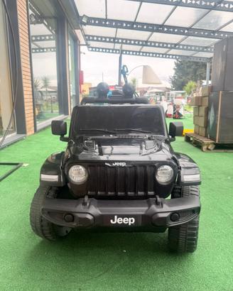 Jeep elettrica per bambino