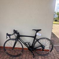 Cipollini Bond carbonio