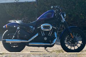 Harley-Davidson 883