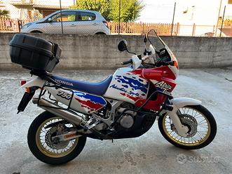 Honda XRV 750 Africa Twin usata in vendita