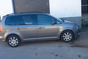 touran volkswagen anno 2011 