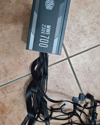 Alimentatore Cooler Master 700W Bronze