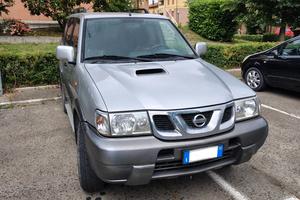NISSAN Terrano II - 2002