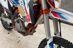 KTM Enduro 250 4 tempi