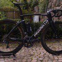 Pinarello Dogma F 2022 rim Shimano ulterga Di2